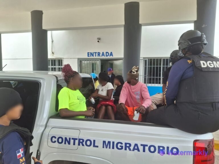 En Pedernales, Jimaní y Elías Piña detienen 351 de 1,798 indocumentados y deportan 1,360 por los pasos fronterizos
